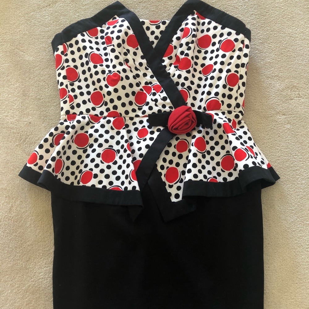 Dress - Picture 3 of 5